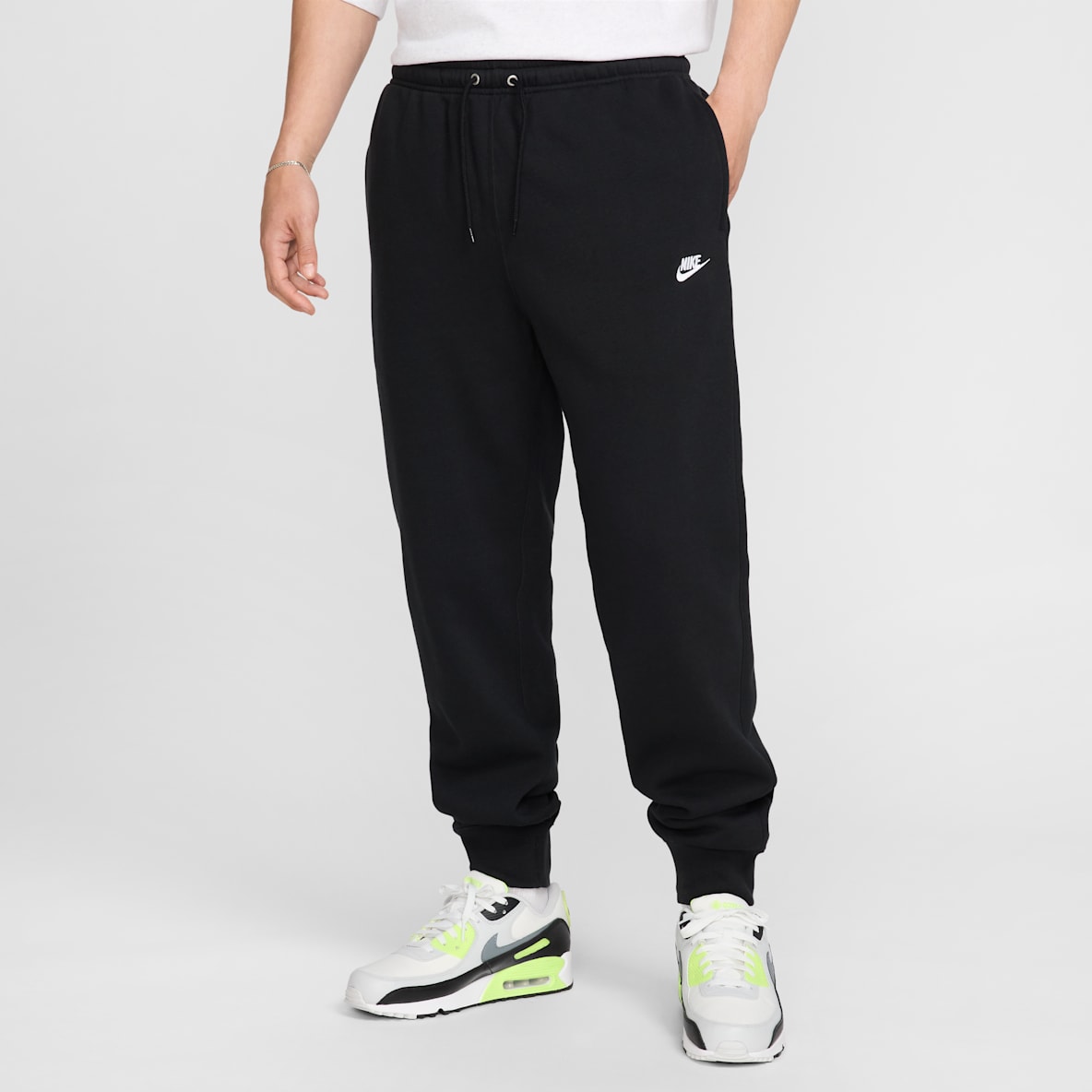 Nike Club Fleece Joggers (Black)
